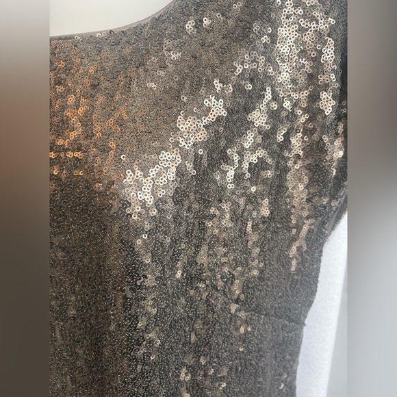 Vera Wang Sequin Sheath Dress Sz 14 Cowl Back Color Pewter Wedding Cocktail 0367 - Picture 4 of 12